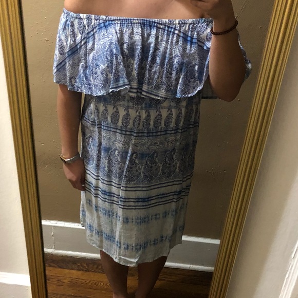 BeachLunchLounge off the shoulder dress - Picture 1 of 4